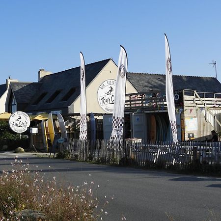 Les Volets Bleus Saint-Guenole Exterior foto