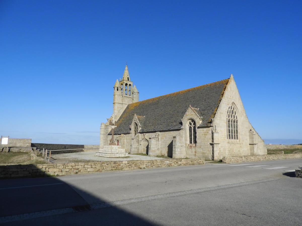 Les Volets Bleus Saint-Guenole Exterior foto